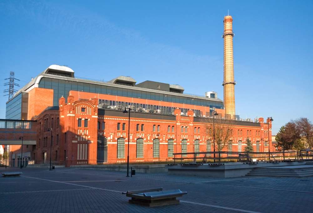 Poland urban renewal makes a science centre in a power plant