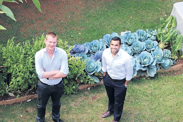 Die Gründer von SunCulture, Charles Nichols (links) und Samir Ibrahim (Copyright: SunCulture)