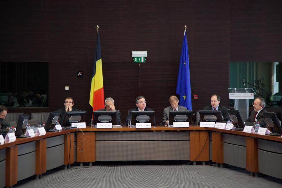 Investment and Growth in the time of Climate Change