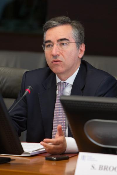 Investment and Growth in the time of Climate Change