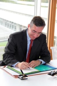 EIB signs EUR 150 million loan with DONG Energy for project bringing Norwegian gas to EU