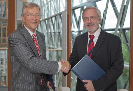 Signature of the Memorandum of Understanding between the EIB and the University of Luxembourg