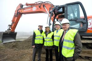 The EIB finances the world’s biggest lock in Antwerp