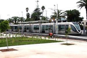 Straßenbahnlinie Rabat-Salé und Kläranlage in Oujda in Marokko eröffnet 