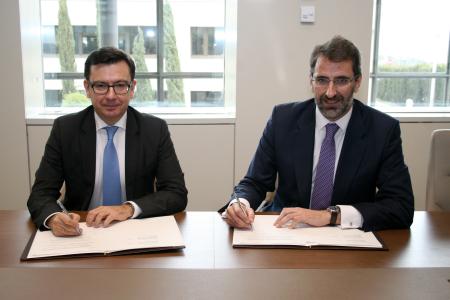 From left to right: VP Román Escolano and Juan Lasala, CEO of REE