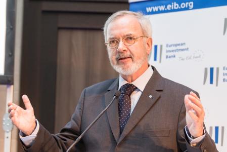 Investment and Investment Finance in EuropeInvesting in Competitiveness and Innovation