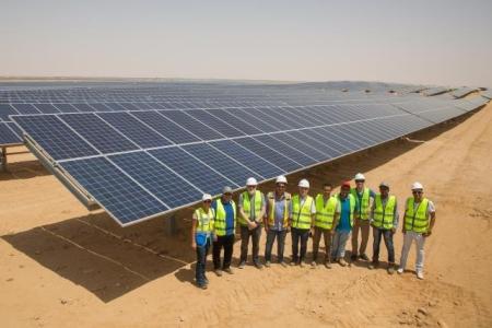 Chairpersons of the GGF Investment Committee and Technical Assistance Committee visiting the GGF-supported Phoenix subproject at the Benban Solar Park, Egypt.