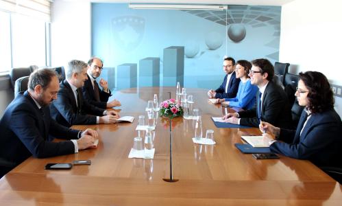 Team Europe: EIB Global support for railway network modernisation in Kosovo* reaches €80 million