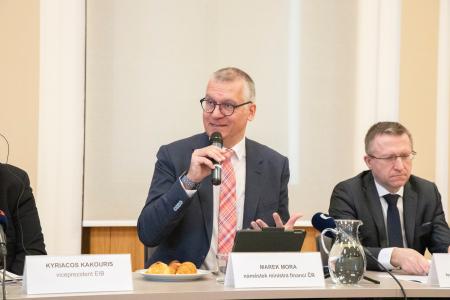 Czech Republic financing from EIB Group in 2024 focused on rail upgrades, energy advances and job creation