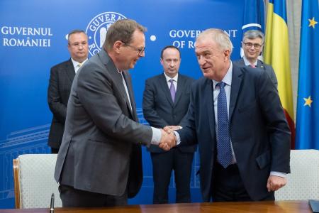 The EIB and SNTGN TRANSGAZ SA (Transgaz) have signed an agreement for the provision of advisory services to prepare and develop a decarbonisation strategy for Romania’s gas network.