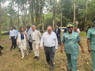 Global Gateway : l’équipe Europe renforce à hauteur de 300 millions d’euros son soutien à des investissements stratégiques et durables en Côte d’Ivoire