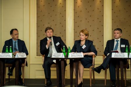 Mr Mingarelli (Head of EU Delegation to Ukraine), Mr Danyliuk (Minister of Finance of Ukraine), Ms Hrynevych (Minister of Education and Science of Ukraine) and Mr Shymkiv (Deputy Head of the Administration of the President of Ukraine)