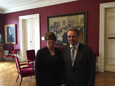 From left to right: Mayor of the Municipality of Malmö, Mrs Katrin Stjernfeldt Jammeh, and Vice-President Mr Jan Vapaavuori, responsible for lending operations in the Nordic Countries.