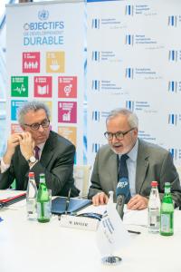 De gauche à droite : M. Pierre Gramegna, ministre des Finances et Dr Werner Hoyer, président de la BEI.