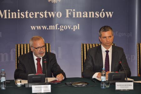 Werner Hoyer, President of the EIB and Mateusz Szczurek, Minister of Finance