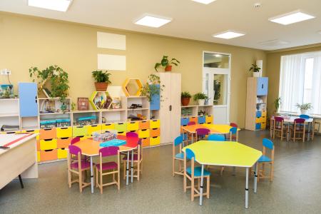 Kamianske school in Ukraine reopens after EU bank-supported reconstruction