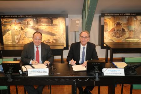 De gauche à droite : Ambroise Fayolle, Vice-Président de la BEI et Yvon Berland, Président d’Aix-Marseille Université