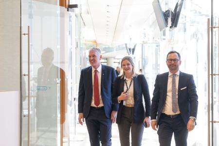 EIB and Energie AG Signature