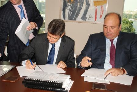 Vice-President Philippe de Fontaine Vive, in the presence of Ahmed Heikal, chairman and founder of Citadel Capital