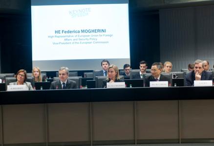 EIB hosts “Young Leaders Summit” for Asia-Europe FoundationYoung people from 51 Asia-Europe Meeting (ASEM) countries met at the EIB’s Luxembourg headquarters today as the EU Bank hosted the final day of the “Young Leaders Summit” organised by the Asia-Europe Foundation (ASEF) and the European Commission.