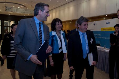Mrs Maria Damanaki, European Commissioner for Maritime Affairs and Fisheries, Mr Antonis Samaras, Prime Minister of Greece with Mr Philippe de Fontaine Vive, Vice-President of the EIB