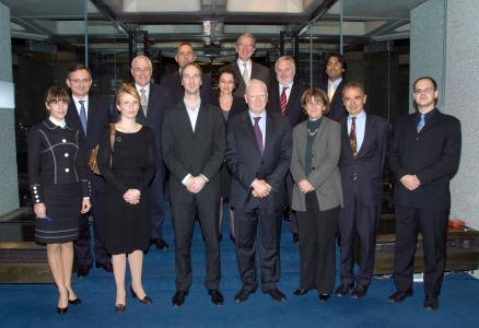 Signature Hungary by the Hungarian Finance Minister Mr Péter Oszkó and President of the EIB Mr Philippe Maystadt