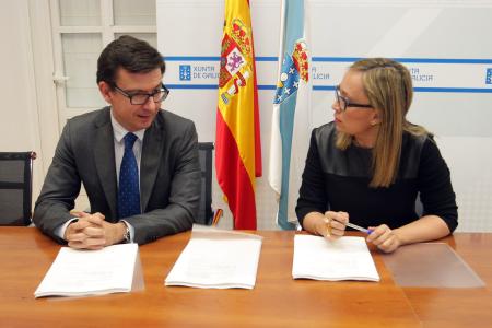 EIB Vice-President Román Escolano and Galicia’s Finance Minister, Elena Muñoz Fonteriz