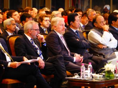 EIB President Hoyer with the Chinese and Indian Finance Ministers at the New Development Bank annual meeting