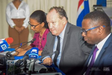 Global Gateway : l’Équipe Europe renforce son soutien au secteur numérique, aux infrastructures portuaires et aux énergies renouvelables de Cabo Verde