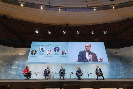 Generic view of the panel on 