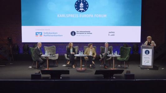 Eila Kreivi gives keynote speech at the Charlemagne Prize Europe Forum on energy and security