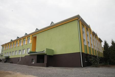 Ukraine: Two renovated schools in Vinnytsia Oblast open for new school year with the EU bank support