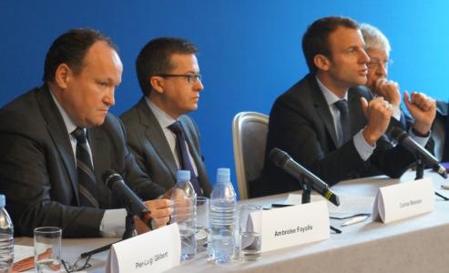 Ambroise Fayolle, Vice-Président de la BEI, Carlos Moedas, Commissaire européen chargé de la recherche, des sciences et de l'innovation , Emmanuel Macron, Ministre de l'Économie et des Finances, Pierre-René Lemas, Directeur Général de la Caisse des Dépôts