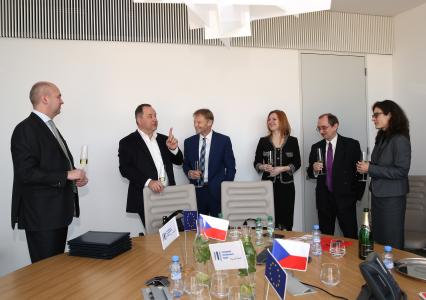 Investment Plan for Europe: landmark EUR 100 million risk-sharing deal to support small and medium-sized businesses in the Czech Republic