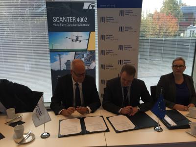 Jens Maaløe (CEO Terma), VP Vapaavuori (EIB President) and Stina Soewarta (Head of EU Delegation)