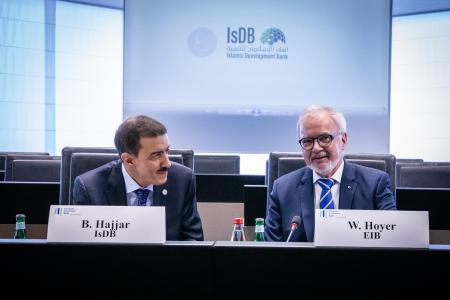 Islamic Development Bank delegation visits the EIB and gives “Development Finance and Islamic Finance” seminar