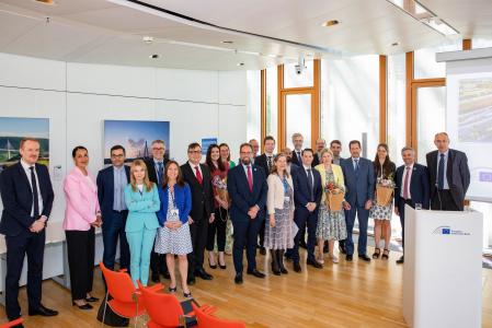 EIB and the Luxembourg Space Agency join forces to enhance solutions for European Space for Finance