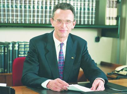 EIB Vice-President from July 1993 to June 1995