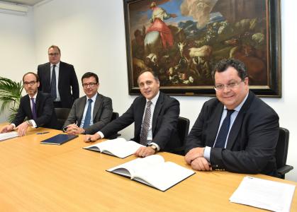 EIB Vice-President Román Escolano and Millennium bcp’s CFO Miguel Bragança