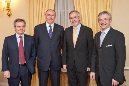from left to right Mr Dario Scannapieco, Vice President of the EIB, Mr Federico Ghizzoni, CEO of Unicredit, Mr Werner Hoyer, President of the EIB and Mr Wilhelm Molterer, Vice President of the EIB
