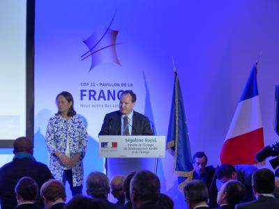 Ségolène Royal, Minister for the Environment, Sustainable Development and Energy, at a signing ceremony with the European Investment Bank (EIB) at COP 21 in the presence of EIB Vice-President Ambroise Fayolle.