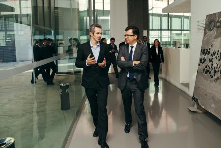 Biosurfit’s CEO, João Garcia da Fonseca and EIB Vice-President Román Escolano