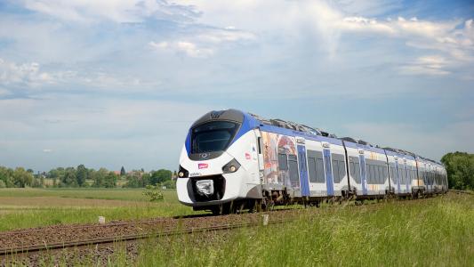 24 new electric, spacious and comfortable trains for the regional rail network in Alsace
