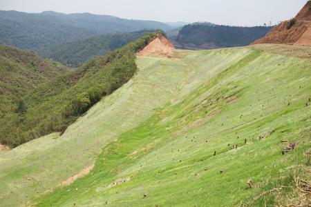 Development of open pit nickel mine in Moramanga and hydrometallurgical processing unit in Taomasina, Mauritania
