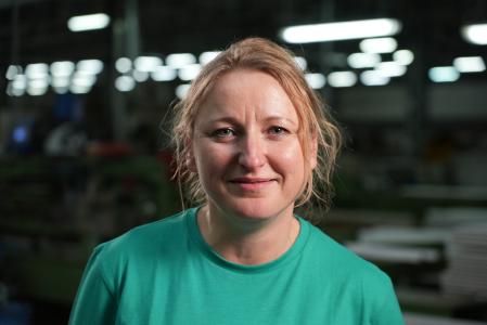 Brama Company is the largest Ukrainian manufacturer-exporter of doors to Europe. They are convinced that modern production technologies must exist in harmony with the environment. The EIB Group financing allowed them to buy new equipment, create a new product, a series of enameled door leaves, which have no analogues on the mark.
