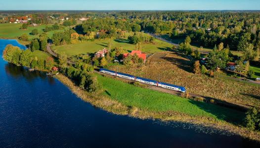 The project entails the acquisition of 12 new double-decker electric multiple units (EMUs) to provide regional / suburban rail services in the Stockholm-Mälaren region in Eastern Sweden.

