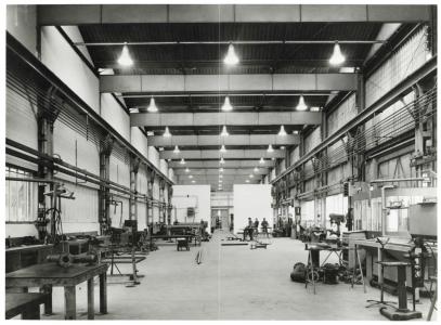 Construction of a chemical factory in Pont-de-Claix, France, resulting from a Franco-German cooperation
