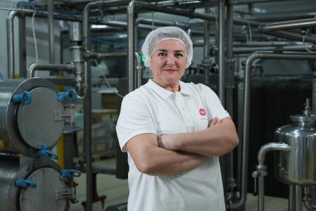 Milk Masters Company is a producer of fresh cheeses in Ukraine. They employ over 70 people. The financing from the EIB Group helped to complete the construction of the new factory, launch it in 2019 and to create new job.
