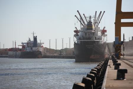 In Mozambique, rehabilitation of the 680km-long Sena railway, linking the port of Beira to the rest of the country, and improvement of the access to the port itself
