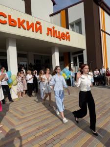 Ukrainian school outside Kyiv starts new academic year after EU-backed renovation